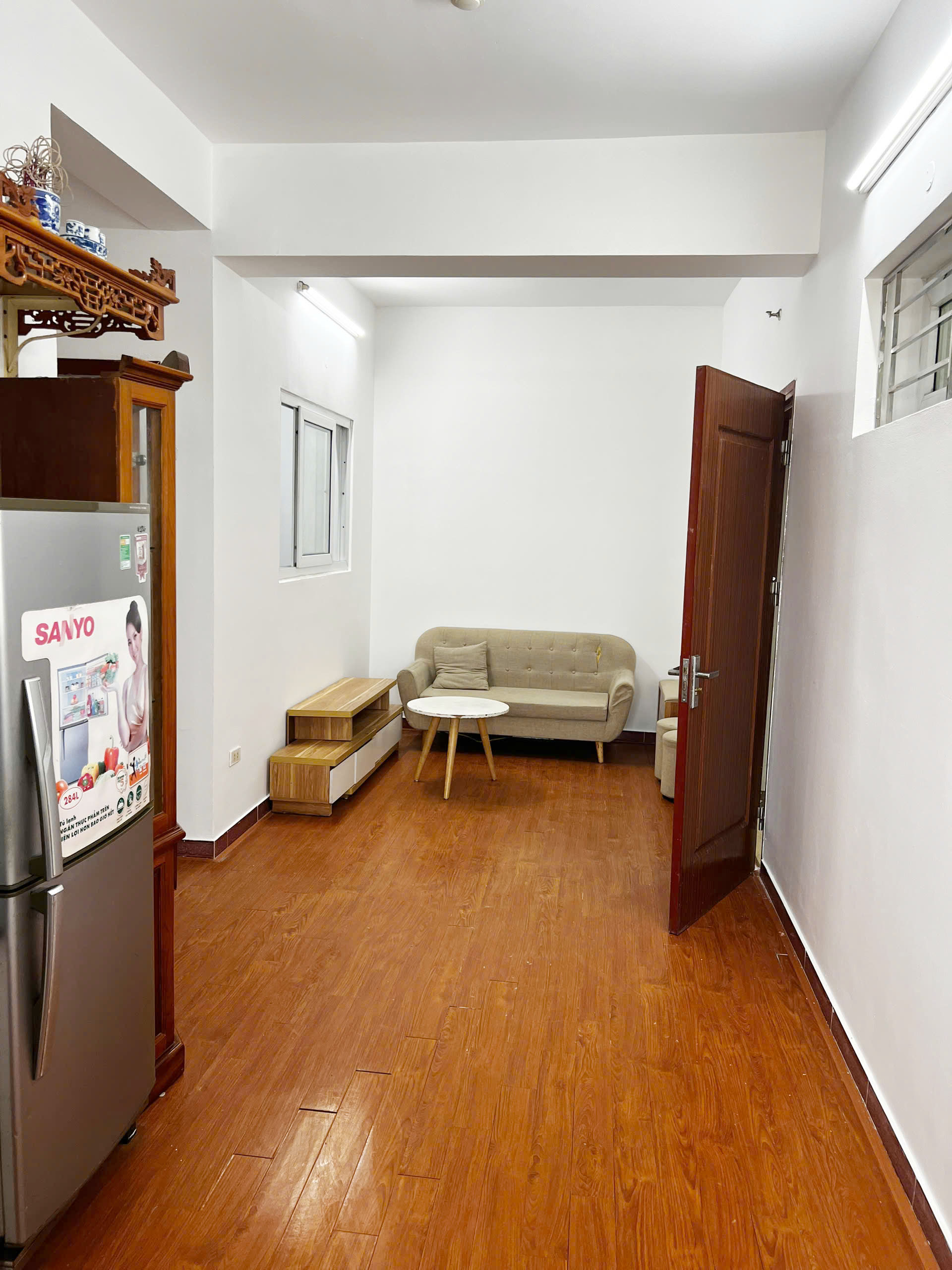 Bán chung cư CT10 Đại Thanh, 2 ngủ 2 WC, 60m2 đẹp, ở ngay, sẵn nội thất. Giá 2,85 tỷ - Ảnh 1